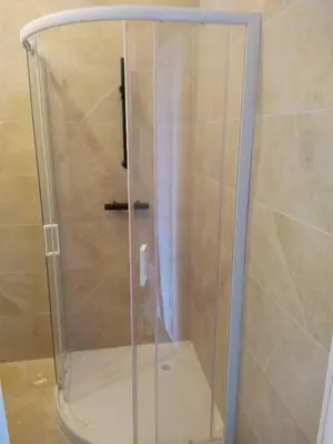 Salle de bains dans l'établissement La tanière