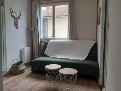Coin salon dans l'établissement Appart agréable, fonctionnel ! Proche commerces !