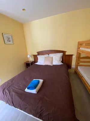 Un ou plusieurs lits dans un hébergement de l'établissement HOME LE SOFT Vic sur Cère