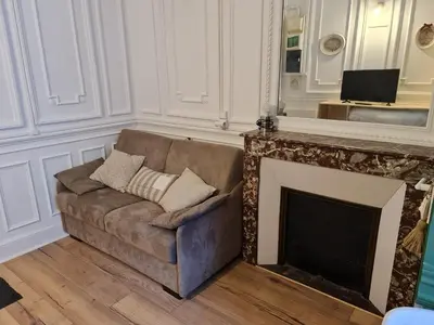 Coin salon dans l'établissement LE SARCIRON