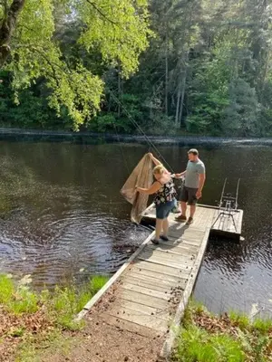 Vue sur la rivière ou le fleuve situé(e) à proximité de le camping