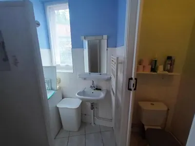Salle de bains dans l'établissement type 2
