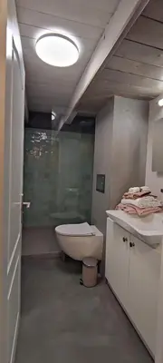 Salle de bains dans l'établissement Le Pas du Loup