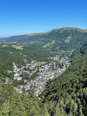 Vue générale sur la montagne ou vue sur la montagne depuis l'appartement
