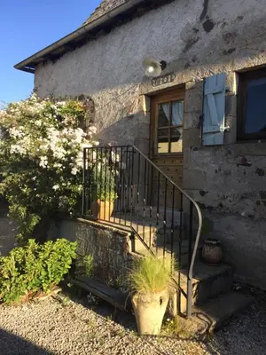 Jardin de l'établissement Gîte Maison Maitri