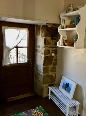 Bibliothèque dans la maison de vacances