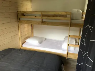 Plan de l'établissement appartement 10 couchages le lioran bord rando/ski