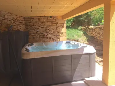Plan de l'établissement Domaine La Salvagie, chambres d'hôtes avec spa, sauna, piscine, massages