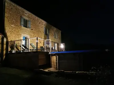 Plan de l'établissement Maison typique périgourdine avec piscine