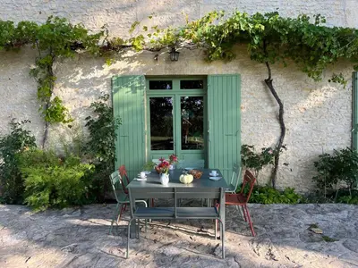 Jardin de l'établissement Le Clos Chalmon Chambre d'hôte