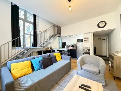 Coin salon dans l'établissement La Bourboule: Appartement T2 Duplex 3* Hyper Centre avec Parking - FR-1-608-233