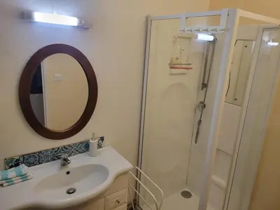Salle de bains dans l'établissement SAGE Studio