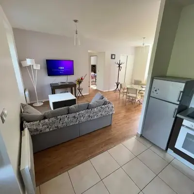 Charmant appartement RDC familial ou pour le travail