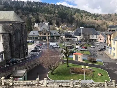 Vue générale sur la montagne ou vue sur la montagne depuis l'appartement