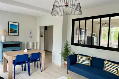 Coin salon dans l'établissement Casa Viallatoux - Proche Centre - Parking Gratuit