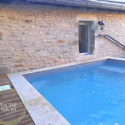 L'authentique Martelaise PISCINE CHAUFFEE