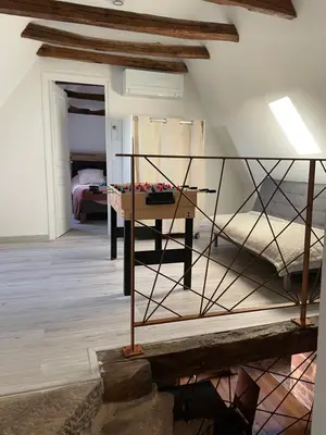 Un ou plusieurs lits superposés dans un hébergement de l'établissement Villa avec jaccuzi