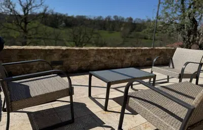 Balcon ou terrasse dans l'établissement Petite grange de charme à Miers