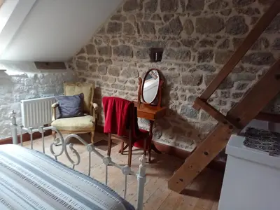 Coin salon dans l'établissement Charming 2-Bed Cottage within Barn in Merinchal