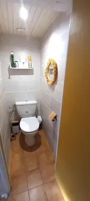Salle de bains dans l'établissement Appartement cozy maison Ed Den