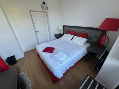 Un ou plusieurs lits dans un hébergement de l'établissement Cocon au calme sur vezere