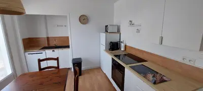 Cuisine ou kitchenette dans l'établissement Gites Puy Mary et Puy Griou