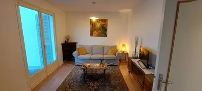 Coin salon dans l'établissement Gites Puy Mary et Puy Griou