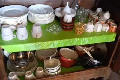 Plateau bouilloire dans l'établissement Maison atypique du Cantal proche Lot et Corrèze