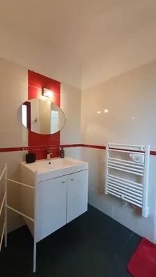 Un ou plusieurs lits dans un hébergement de l'établissement Le Clos d'Ô Maison de standing Le Milan avec sa piscine chauffée proche de Sarlat