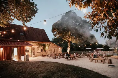 Restaurant ou autre lieu de restauration dans l'établissement Domaine St-Amand