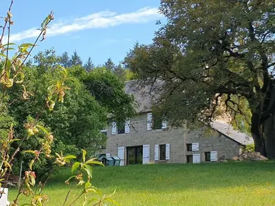 Jardin de l'établissement Belle Longere de 10 couchages - lac de vassiviere