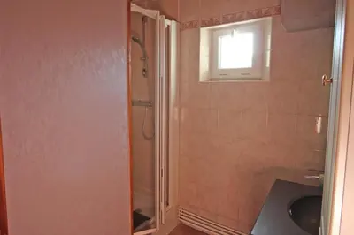 Salle de bains dans l'établissement Rosalie