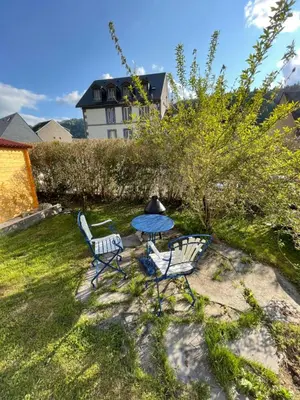 Jardin de l'établissement La Comète - Le Mont Dore 4 pers