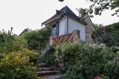 Jardin de l'établissement La Nature des Sens - Gîte les Cèdres
