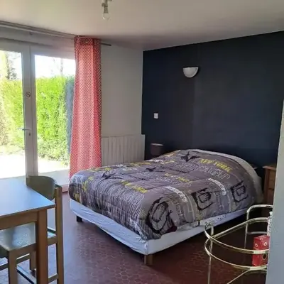 Studio charmant à Treignac avec terrasse de 22 m²