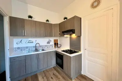 Cuisine ou kitchenette dans l'établissement Casa Teyssier #3 - T2 bis en Hyper Centre
