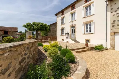Jardin de l'établissement La maison d'eugenie