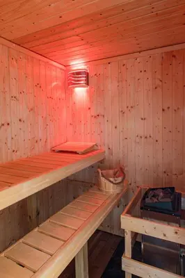 Plan de l'établissement Gîte Chabrignac, jacuzzi et sauna privatif, piscine chauffée partagée, Wifi, salle de jeux