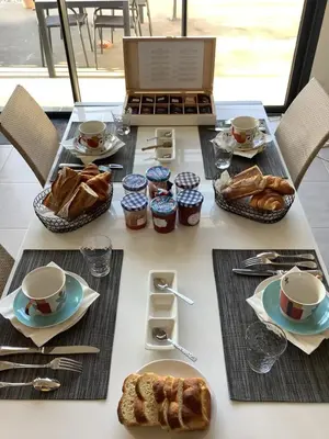 Nourriture dans le B&B/chambre d'hôtes ou à proximité
