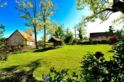 Jardin de l'établissement Domaine Lagardelle Rocamadour