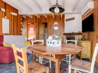 Coin salon dans l'établissement Holiday Home Le Noisetier by Interhome