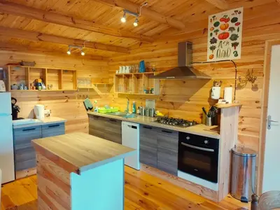 Cuisine ou kitchenette dans l'établissement Ferme de la Luciole