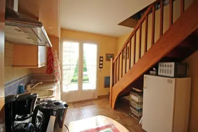 Cuisine ou kitchenette dans l'établissement Le val des deux rieux