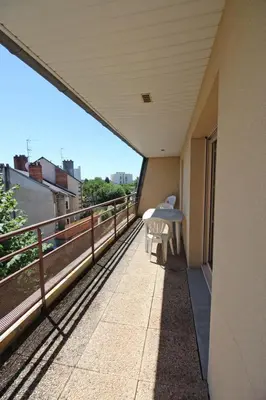 Balcon ou terrasse dans l'établissement Le pompadour
