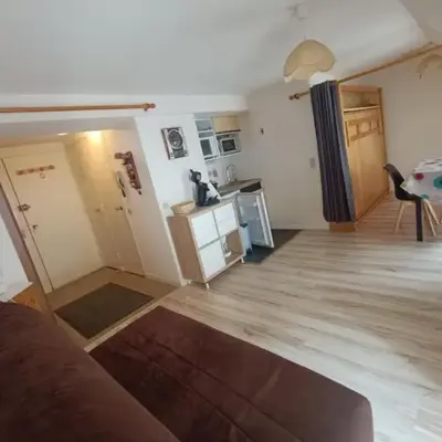 Studio classé 4 personnes face aux Thermes