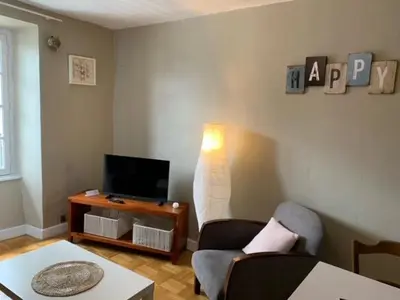 Télévision ou salle de divertissement dans l'établissement Appartement calme centre ville