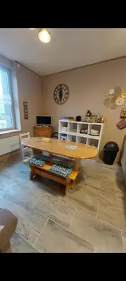 Coin salon dans l'établissement Villa de la dore