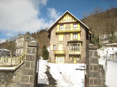 L'établissement Le Mont Dore Résidence Cottage rez de chausse en hiver