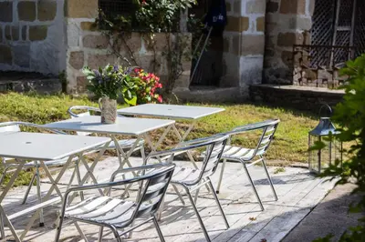 Jardin de l'établissement Gîte de la Gare aux Fleurs
