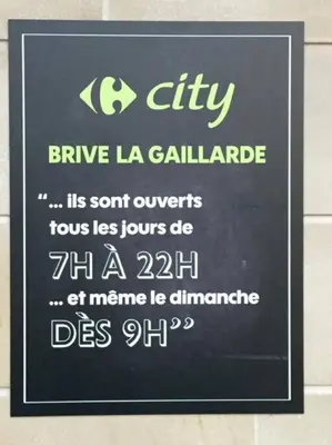 Certificat, récompense, panneau ou autre document affiché dans l'établissement Logement à Brive avec terrasse et climatisation - près de la gare et du centre-ville - Wifi et Stationnement gratuit